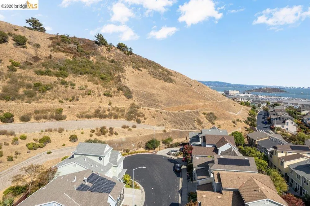 207 Flagship Court Richmond, CA 94801