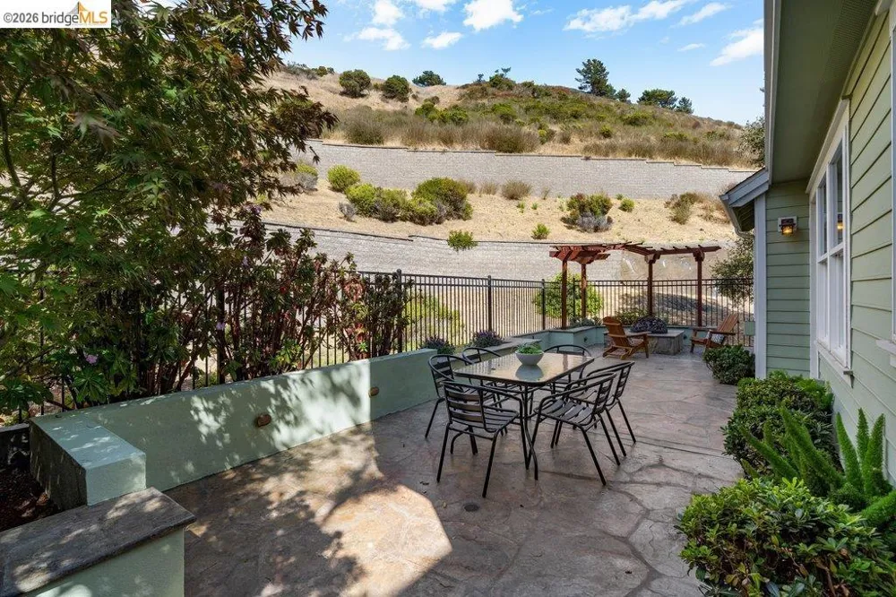 207 Flagship Court Richmond, CA 94801