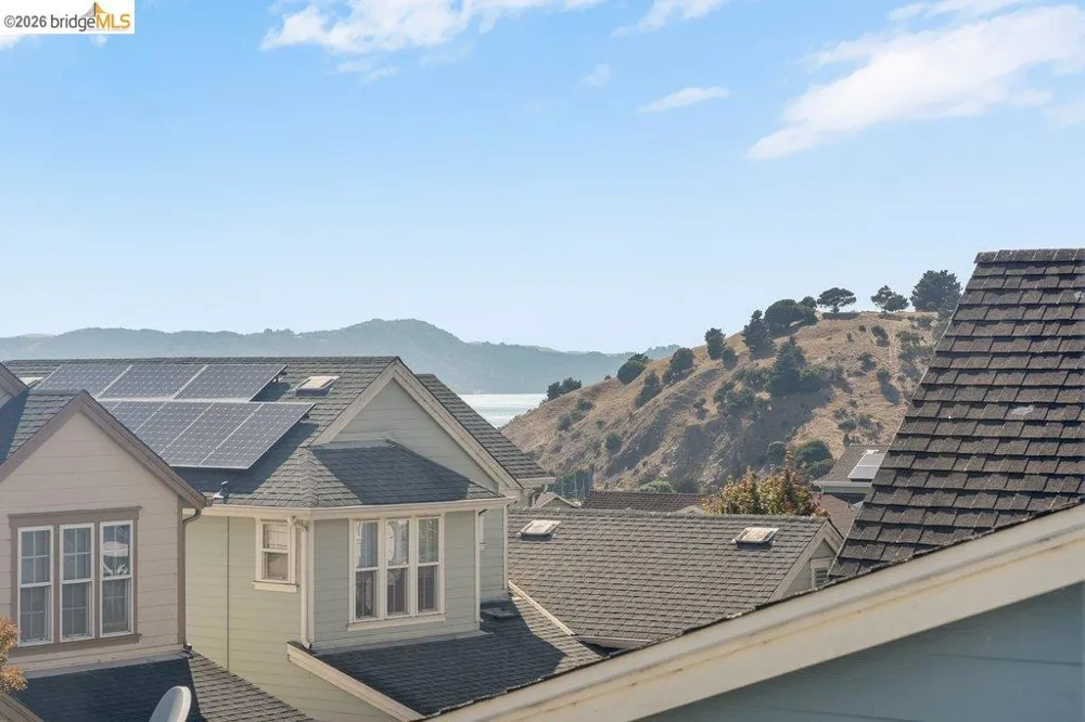 207 Flagship Court Richmond, CA 94801