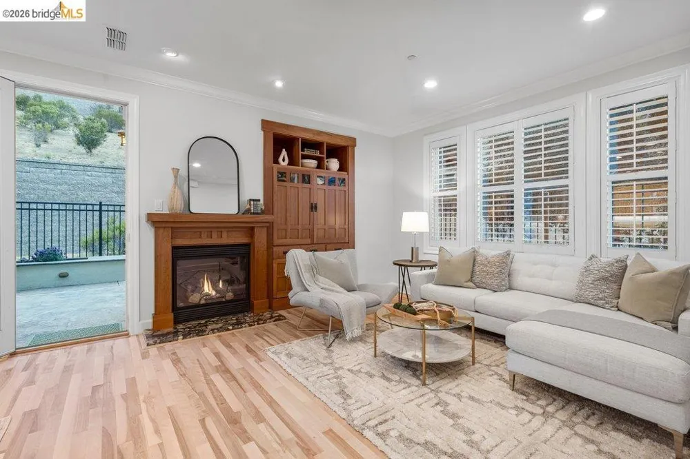 207 Flagship Court Richmond, CA 94801