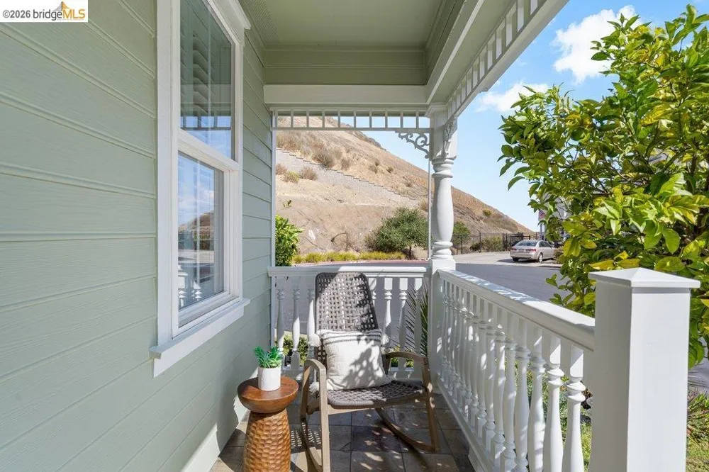 207 Flagship Court Richmond, CA 94801