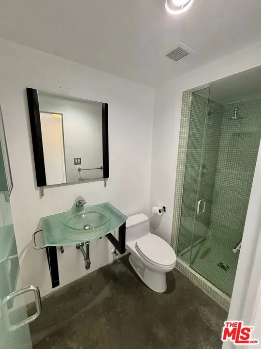 10501 Wilshire Boulevard #2304 Los Angeles, CA 90024