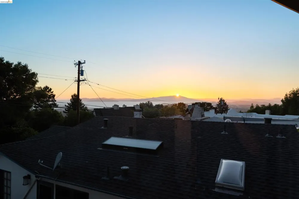 1021 Cragmont Ave Berkeley, CA 94708
