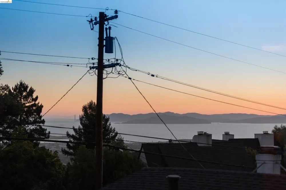 1021 Cragmont Ave Berkeley, CA 94708