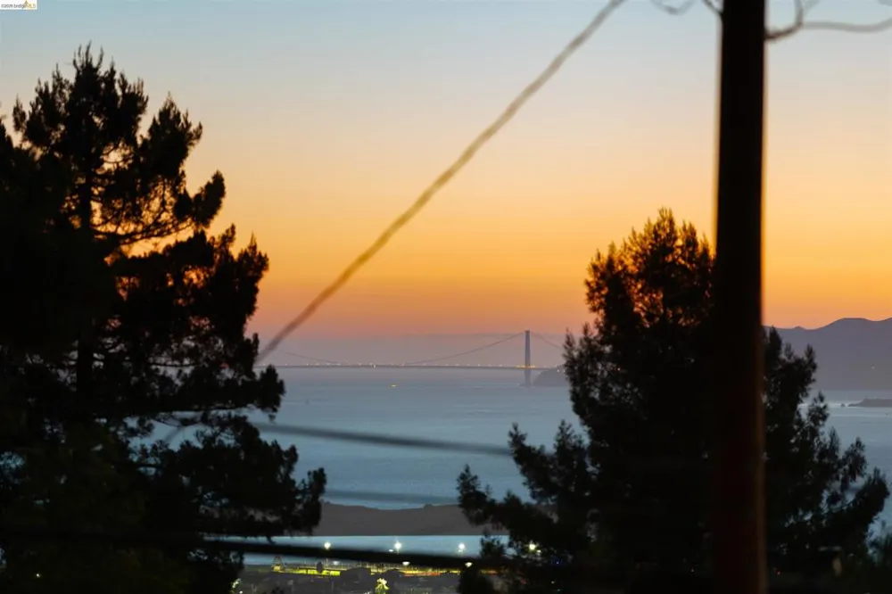 1021 Cragmont Ave Berkeley, CA 94708