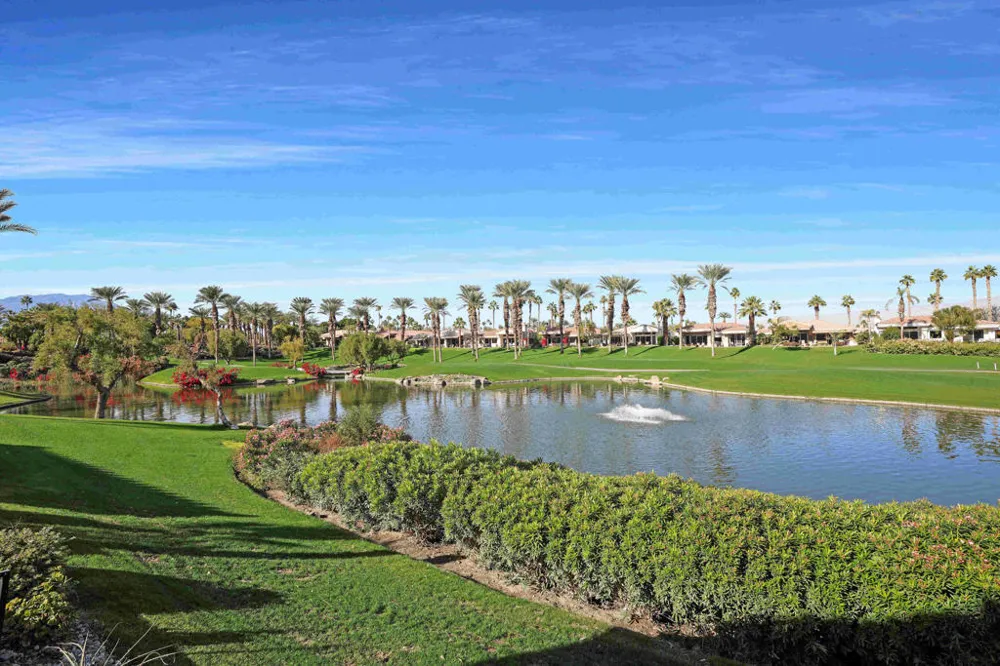 413 White Horse Trail Palm Desert, CA 92211