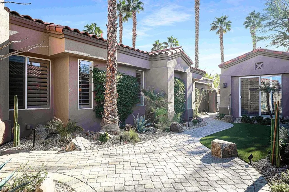 413 White Horse Trail Palm Desert, CA 92211