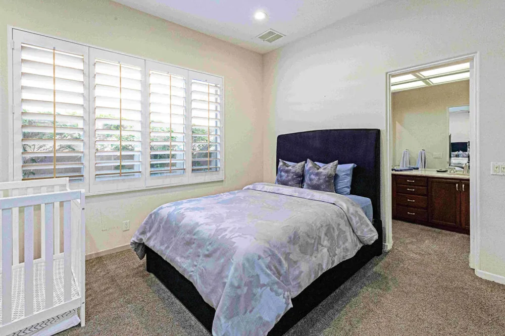 413 White Horse Trail Palm Desert, CA 92211
