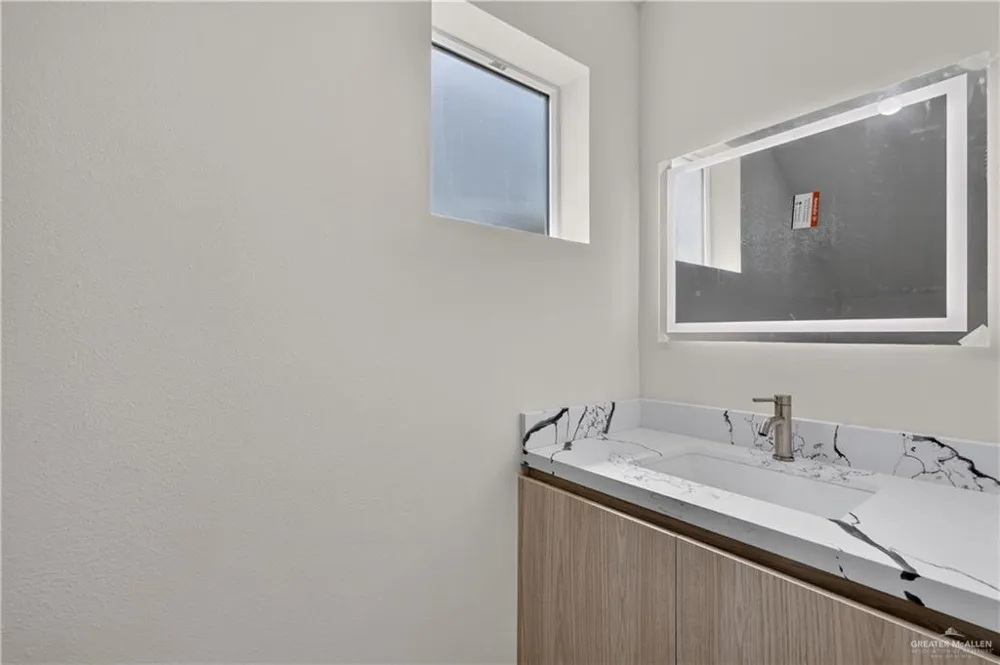 2909 Santa Amanda #1 Weslaco, TX 78596