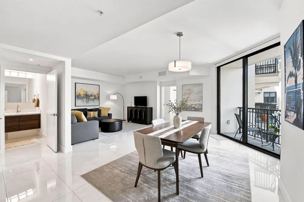 301 Altara Avenue #710 Coral Gables, FL 33146