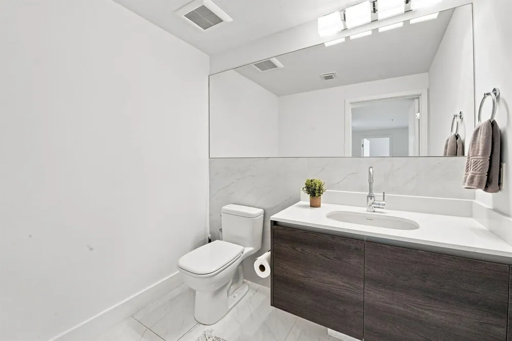 301 Altara Avenue #710 Coral Gables, FL 33146