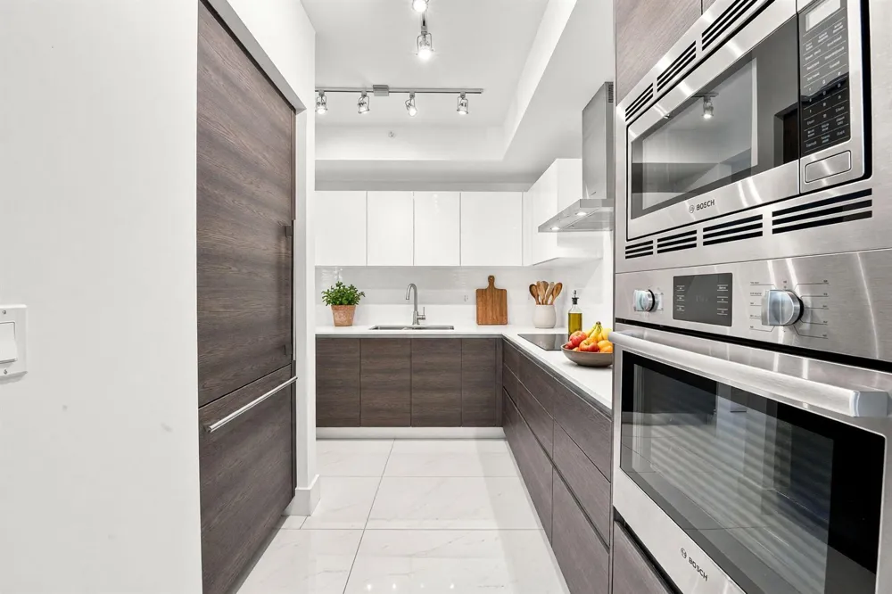 301 Altara Avenue #710 Coral Gables, FL 33146