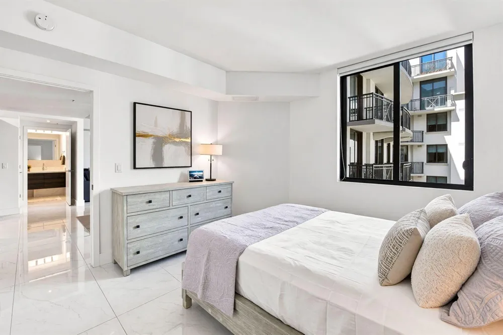 301 Altara Avenue #710 Coral Gables, FL 33146