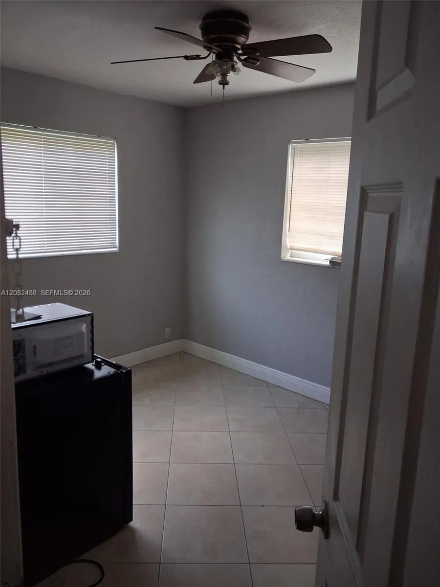 1050 NW 25th Ave #0 Fort Lauderdale, FL 33311
