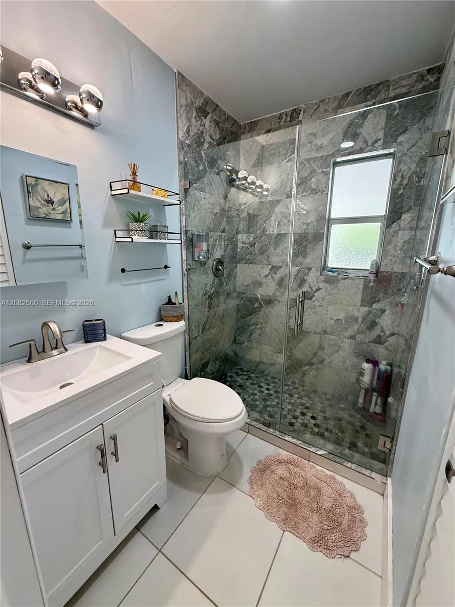 12801 Westview Dr Miami, FL 33167