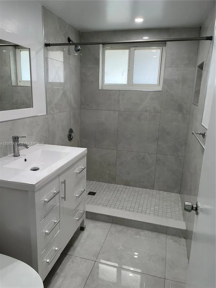 8640 SW 125th Ter #0 Miami, FL 33156