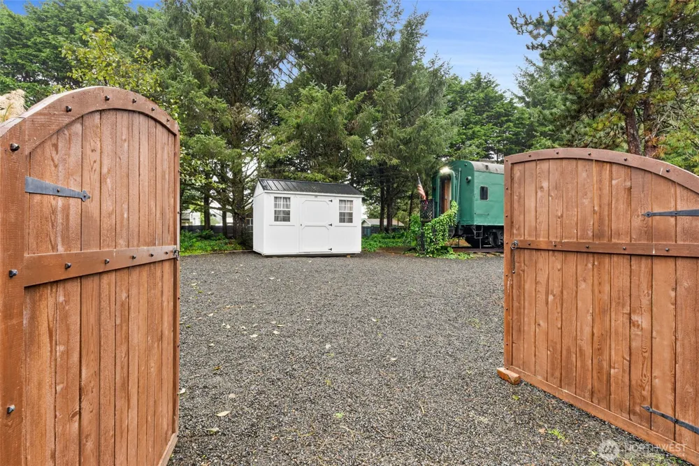 204 Ocean Boulevard Ocean City, WA 98569