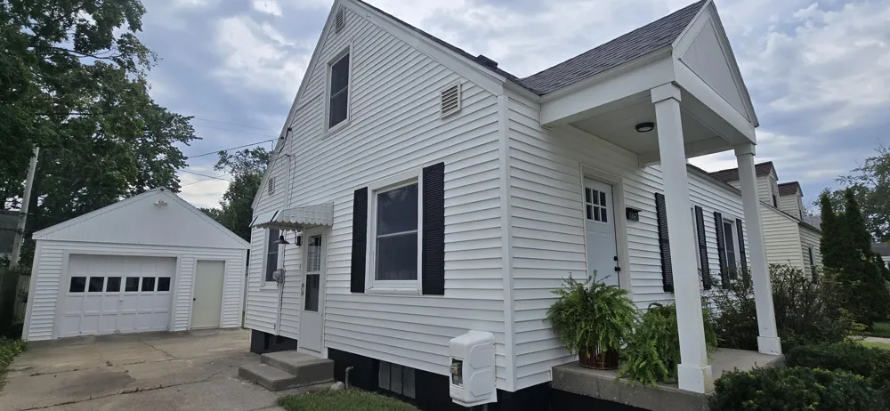 1349 W Summit Avenue Roosevelt Park City, MI 49441