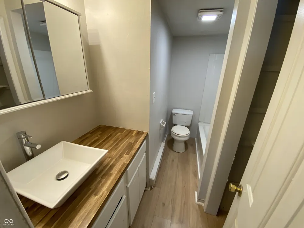 701 S 14th Street #2B New Castle, IN 47362
