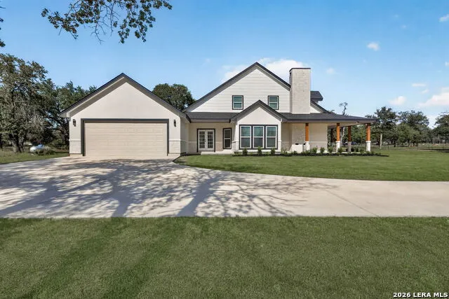 140 County Road 6871 Natalia, TX 78059