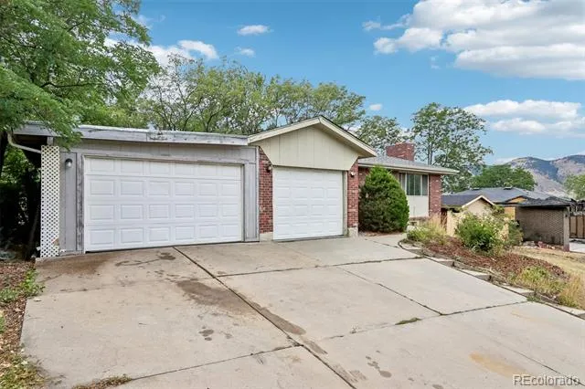17012 W 16th Place Golden, CO 80401