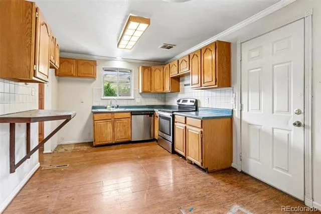 17012 W 16th Place Golden, CO 80401