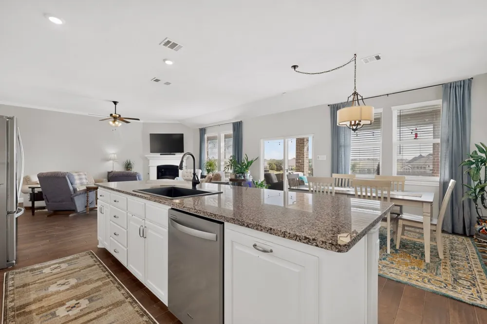 4102 Blythe Street Rockwall, TX 75032