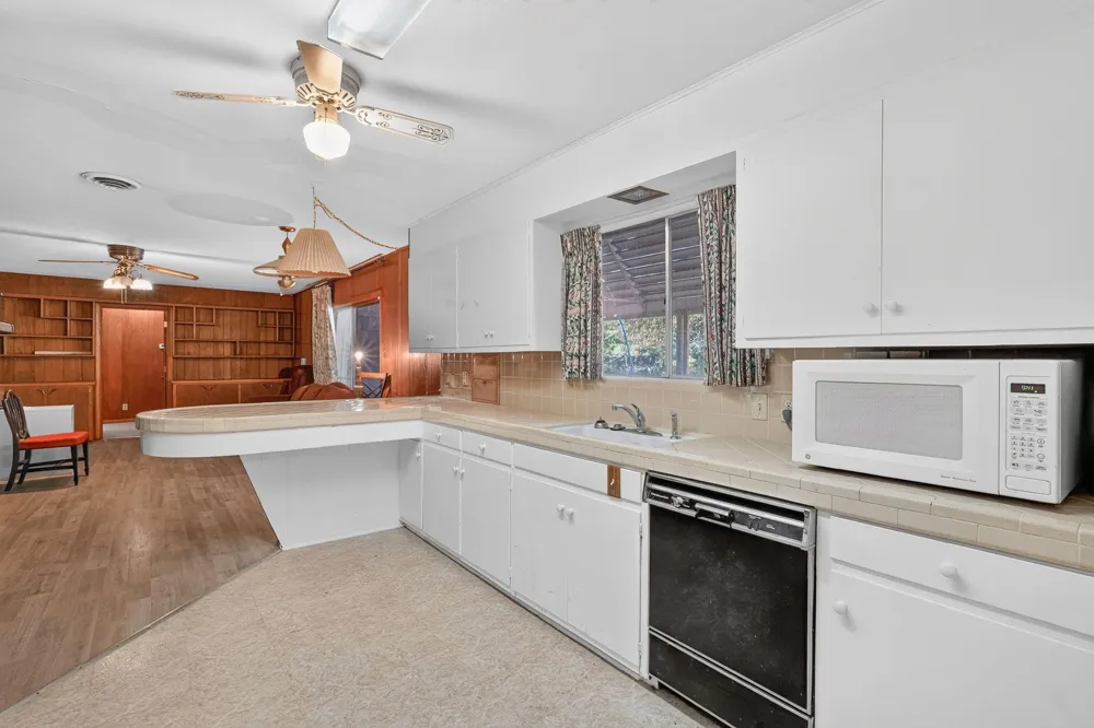 2312 Kent Street Bryan, TX 77802