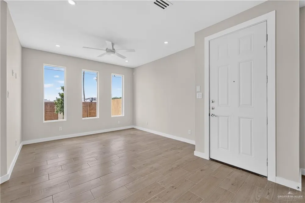 2909 Santa Amanda #2 Weslaco, TX 78596