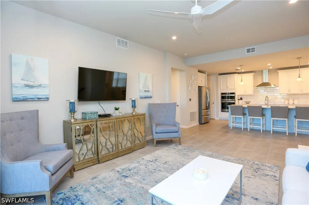 Arboretum Circle #101 Naples, FL 34112