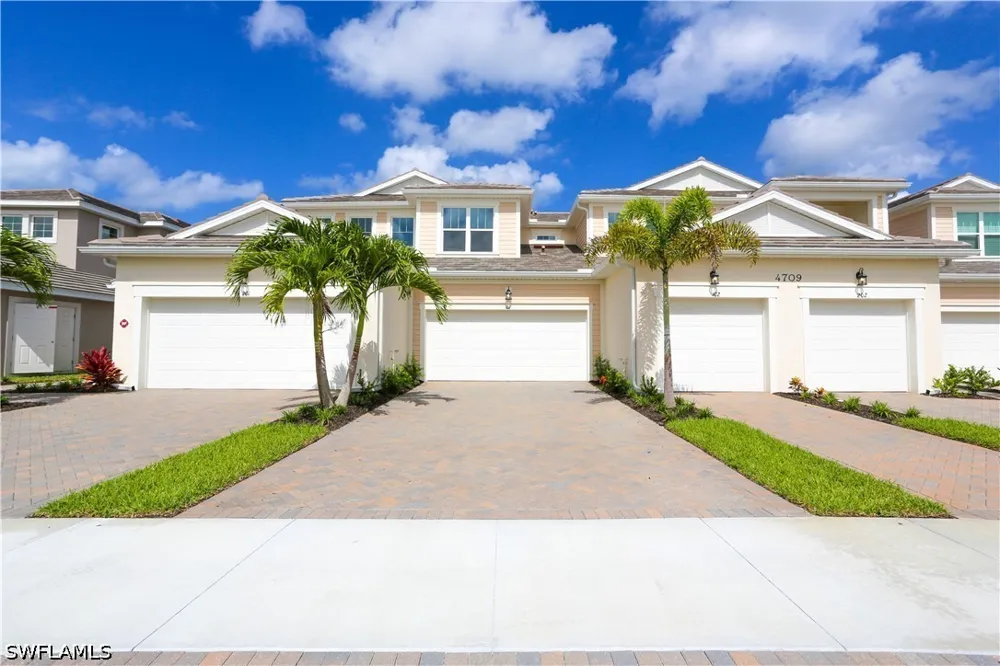 Arboretum Circle #101 Naples, FL 34112