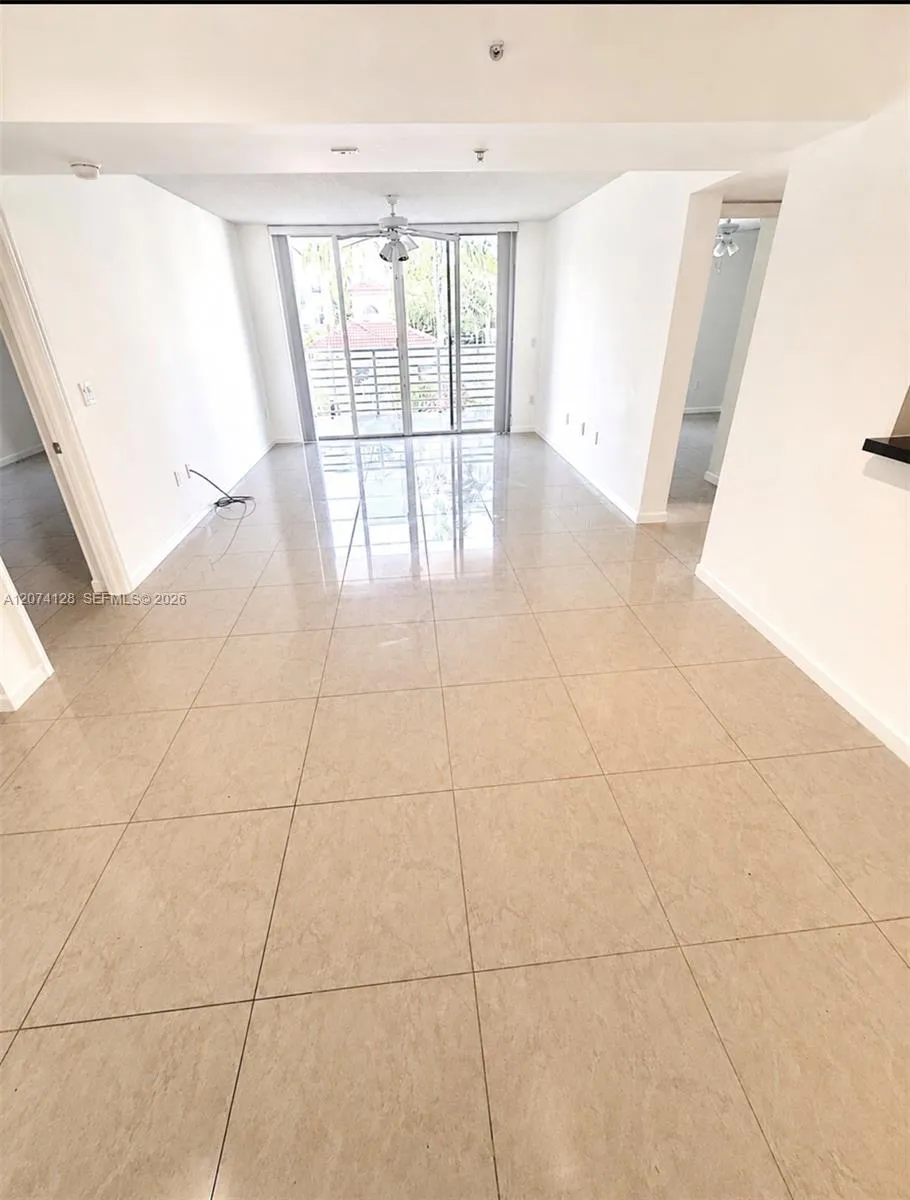 2721 Ocean Club Blvd #201 Hollywood, FL 33019