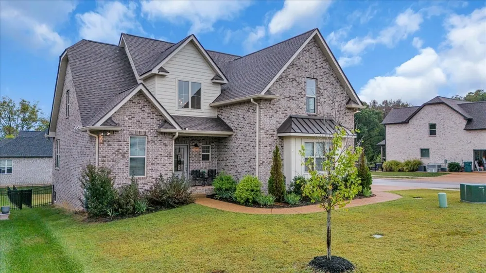 401 Hunter Bryce Ln Lebanon, TN 37087