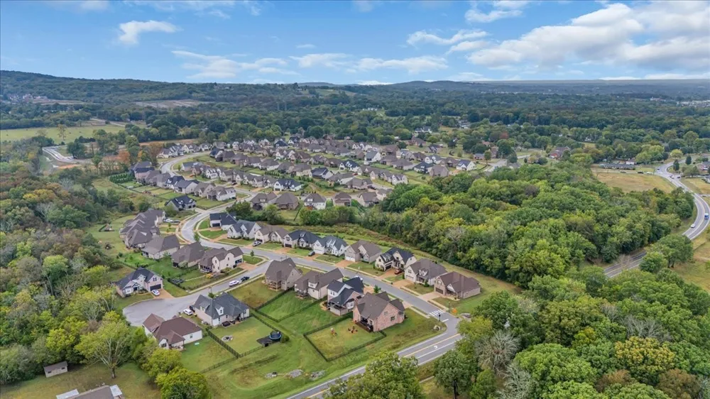 401 Hunter Bryce Ln Lebanon, TN 37087