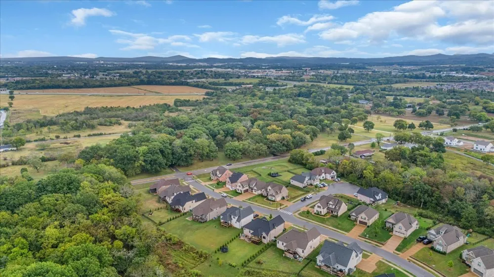 401 Hunter Bryce Ln Lebanon, TN 37087