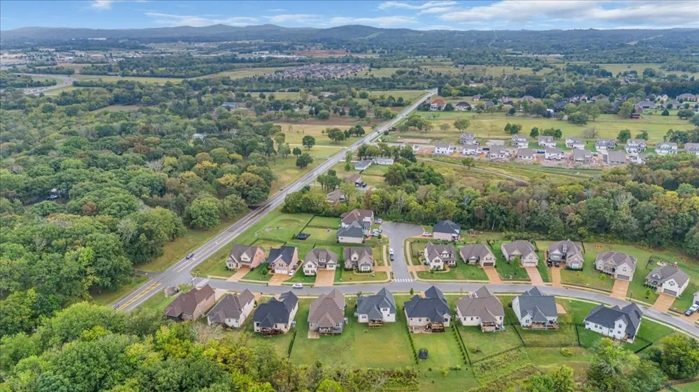 401 Hunter Bryce Ln Lebanon, TN 37087