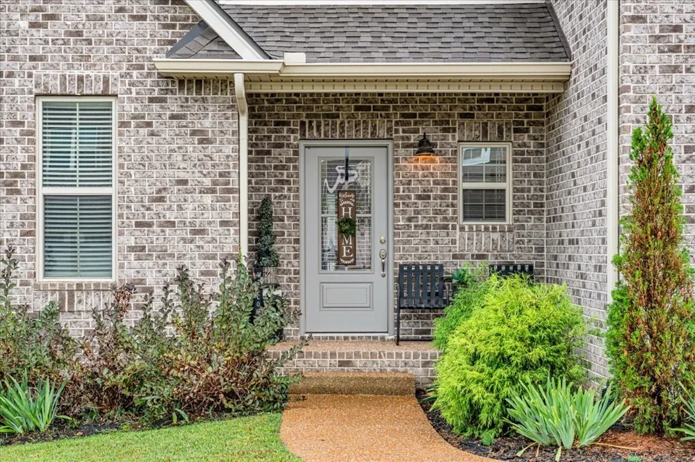 401 Hunter Bryce Ln Lebanon, TN 37087