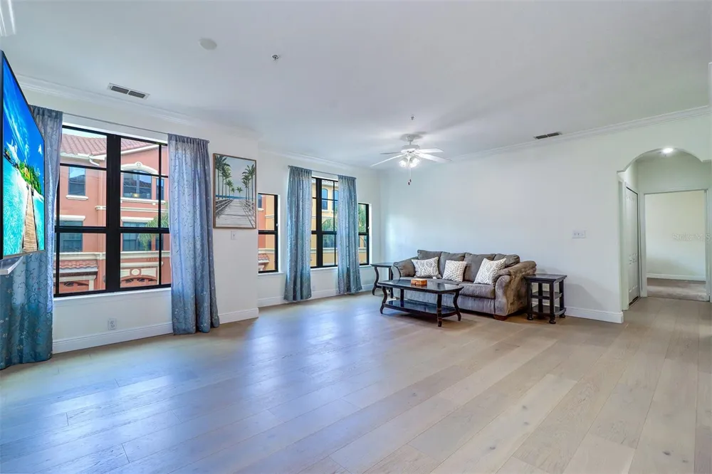 2741 VIA CIPRIANI #922B Clearwater, FL 33764