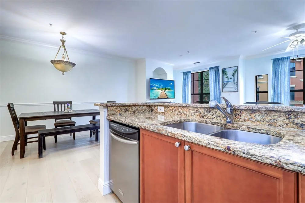 2741 VIA CIPRIANI #922B Clearwater, FL 33764