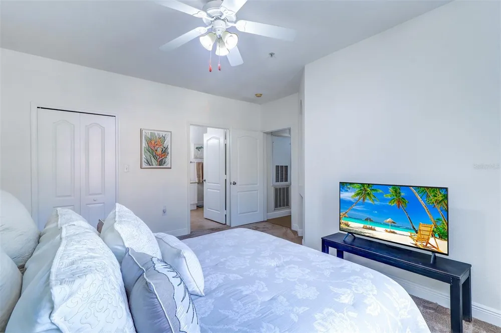 2741 VIA CIPRIANI #922B Clearwater, FL 33764