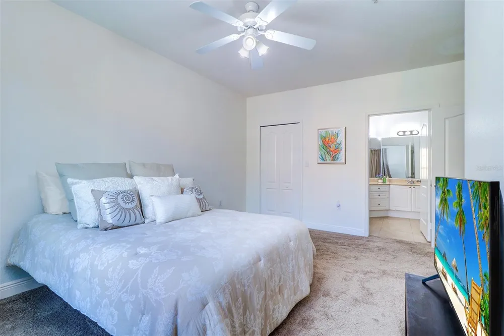 2741 VIA CIPRIANI #922B Clearwater, FL 33764