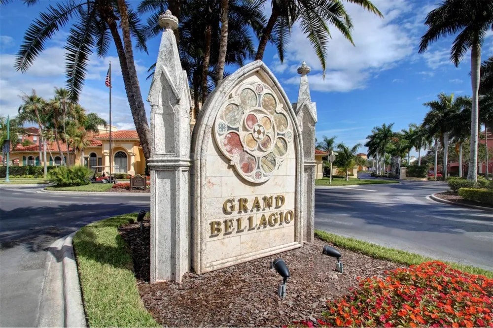 2741 VIA CIPRIANI #922B Clearwater, FL 33764