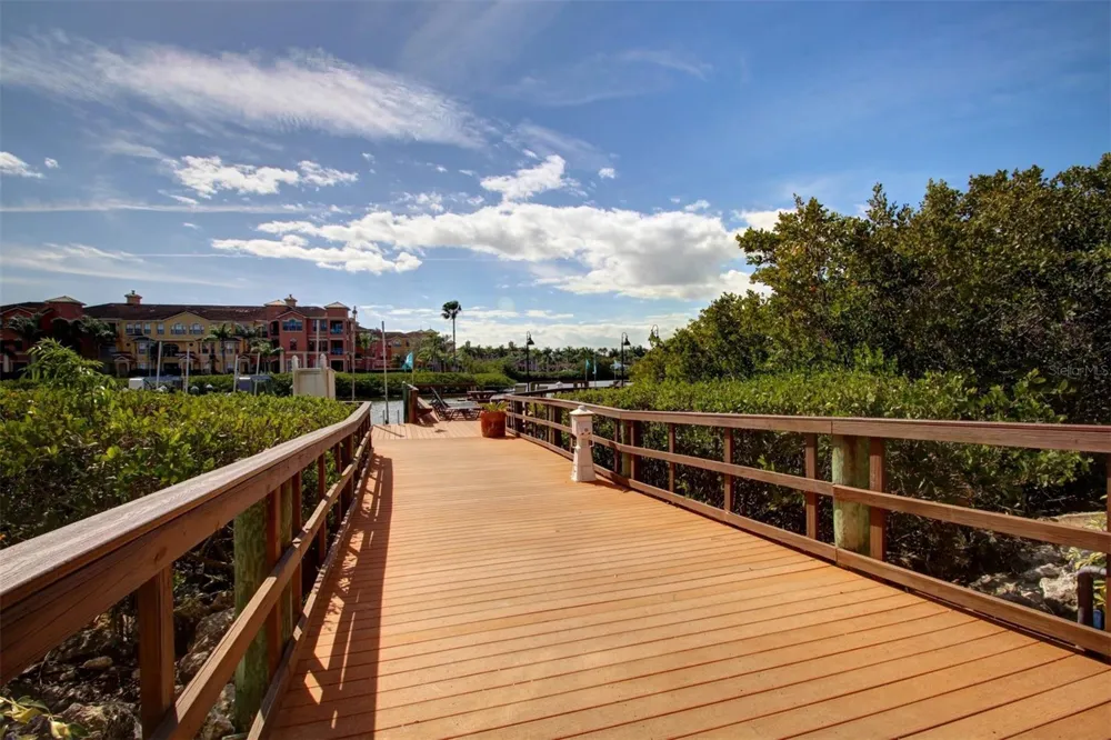 2741 VIA CIPRIANI #922B Clearwater, FL 33764