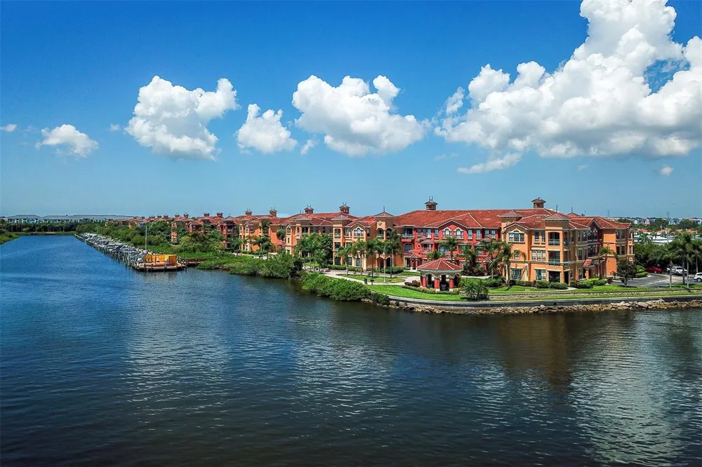 2741 VIA CIPRIANI #922B Clearwater, FL 33764