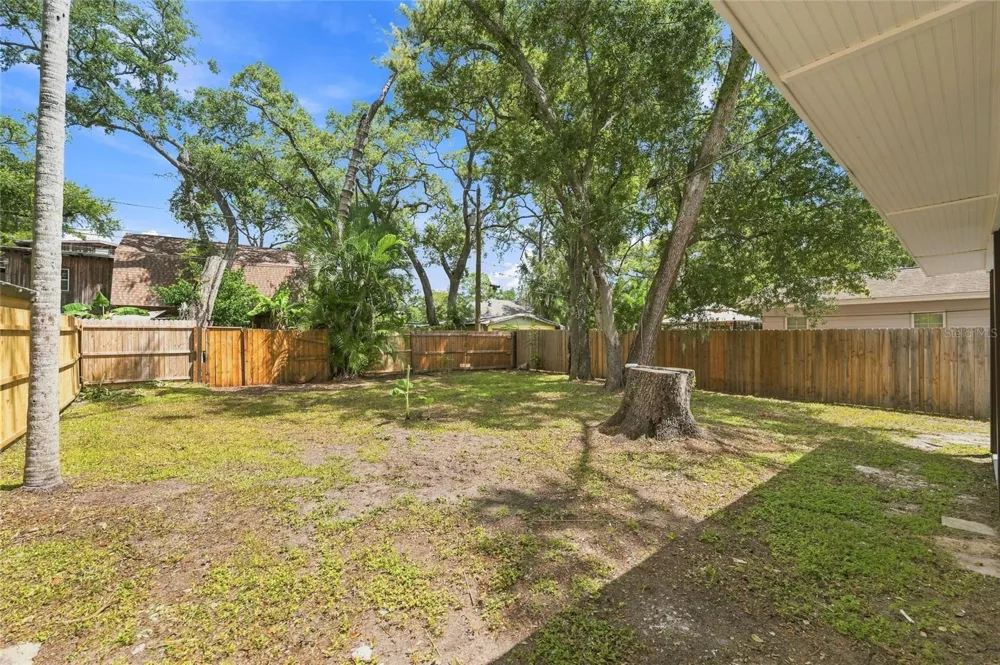510 3RD AVENUE NE Largo, FL 33770