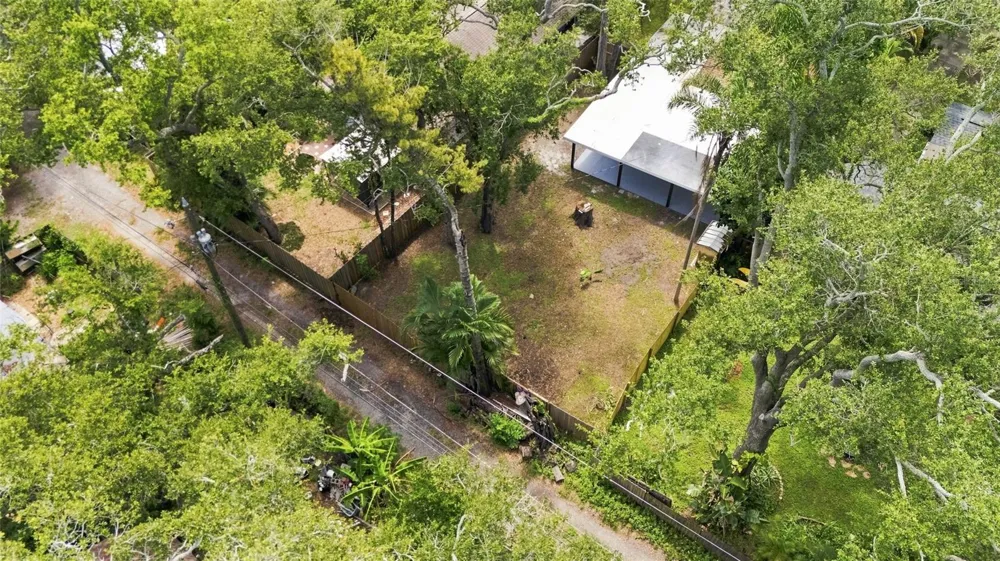 510 3RD AVENUE NE Largo, FL 33770
