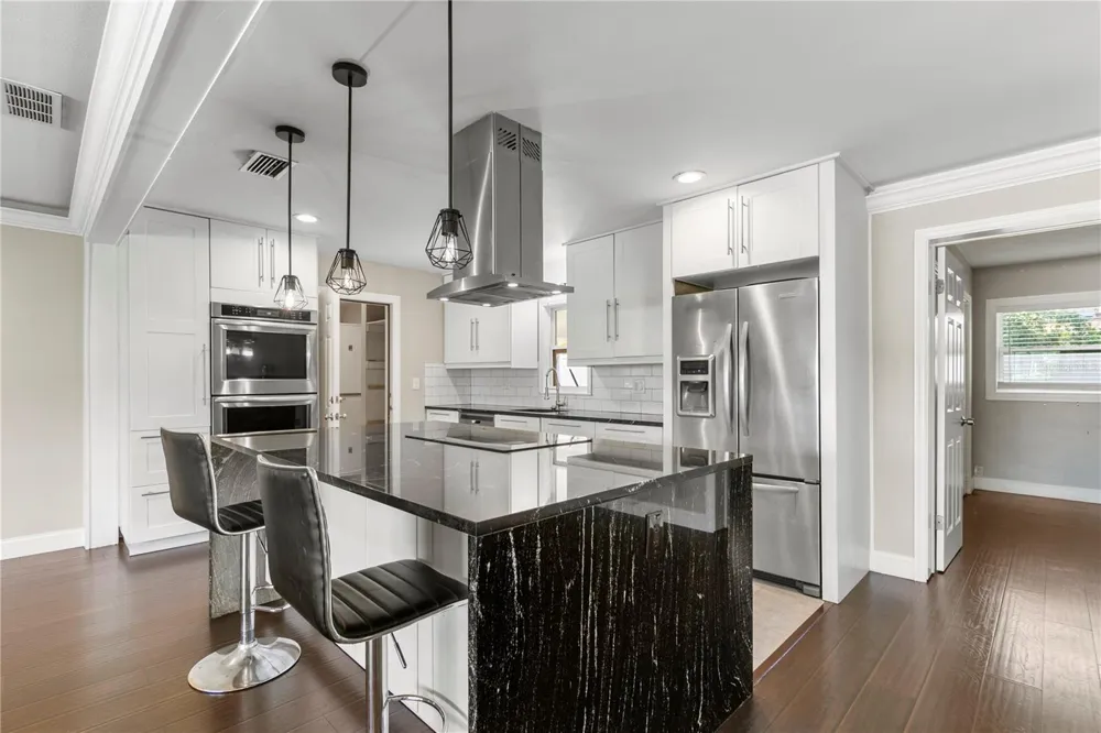 1009 WOODLEY ROAD Clearwater, FL 33764