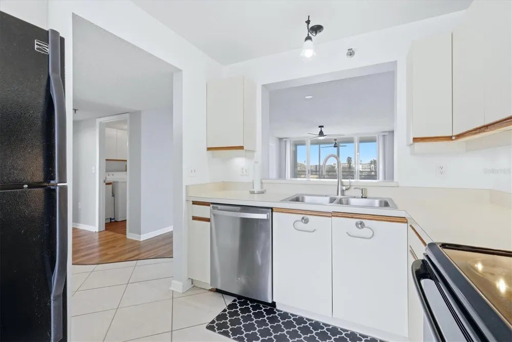 4570 PINEBROOK CIRCLE #503 Bradenton, FL 34209