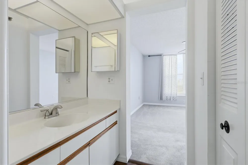 4570 PINEBROOK CIRCLE #503 Bradenton, FL 34209