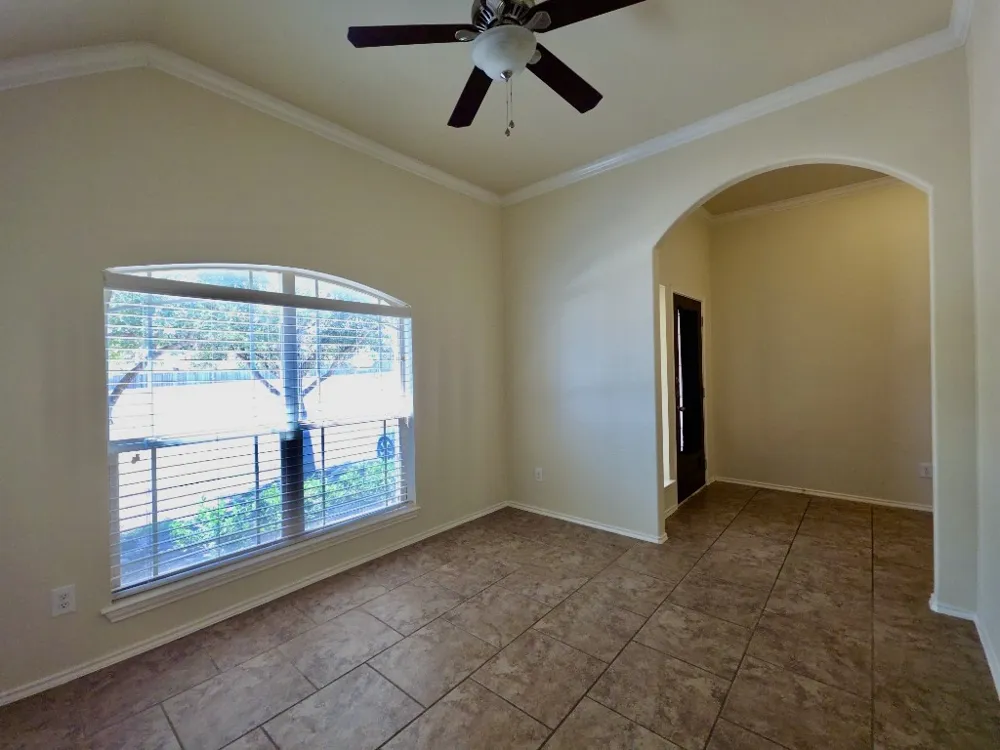 124 Jasper Trail Buda, TX 78610